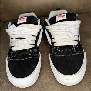 Knu Skool Vans skateboard shoes chunky laces loose laced  Men’s Size 10.5